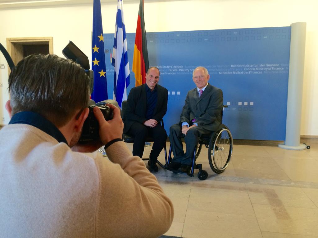 Σόιμπλε: Δεν συμφωνούμε, αλλά πρέπει να βρούμε λύση