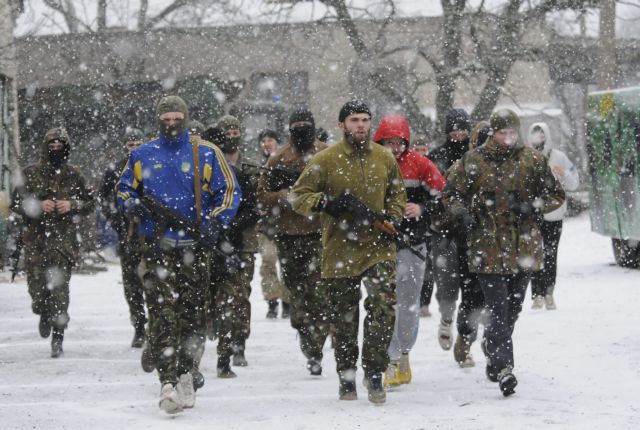 Οι ουκρανικές δυνάμεις αντεπιτίθενται σε περιοχές γύρω από τη Μαριούπολη