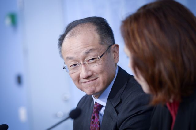 Παγκόσμια Τράπεζα: Βοήθεια έως 2 δισ. δολάρια στην Ουκρανία