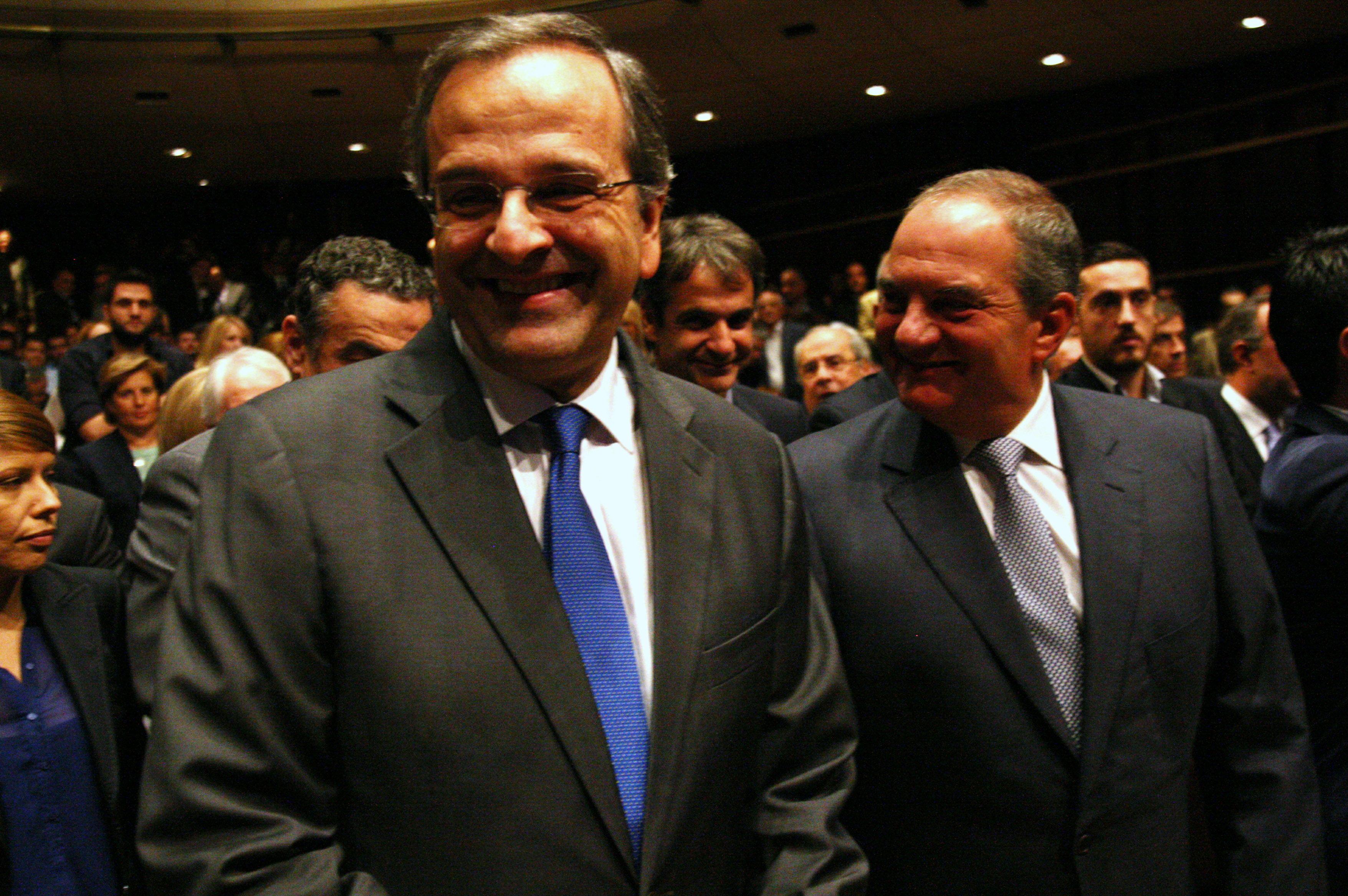 Συμφωνία Σαμαρά – Καραμανλή να πέσουν οι εσωκομματικοί τόνοι