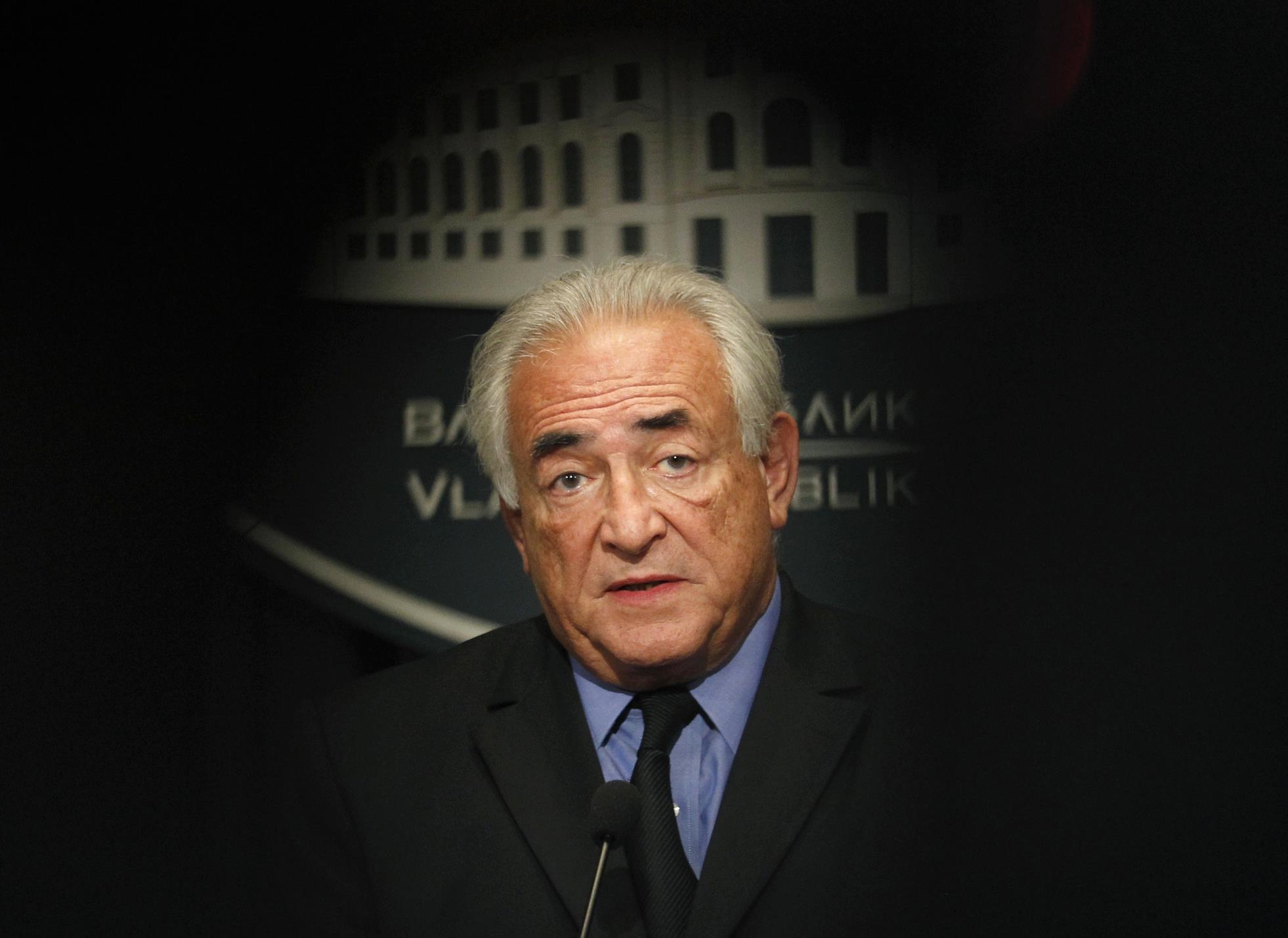 Κάνουν πίσω οι ιερόδουλες στην αξίωση τους για αποζημίωση από τον Στρος-Καν