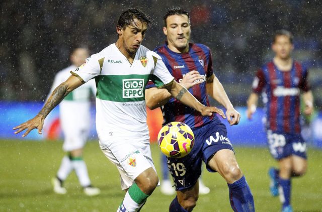 Άλμα παραμονής της Έλτσε με διπλό επί της Εϊμπάρ