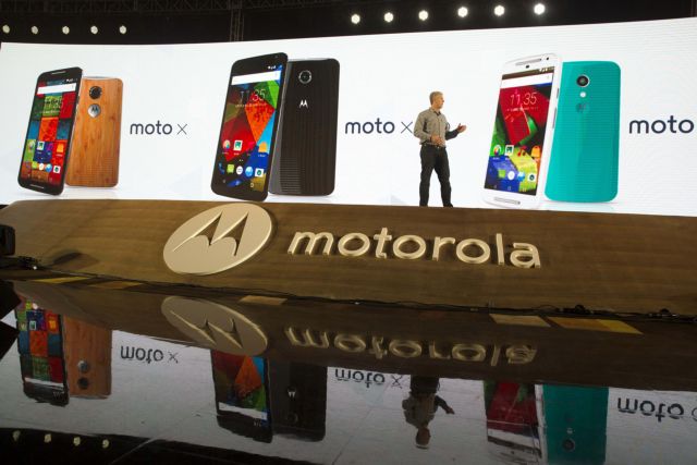 «Εξωφρενικές» οι τιμές της Apple, κατά τον πρόεδρο της Motorola