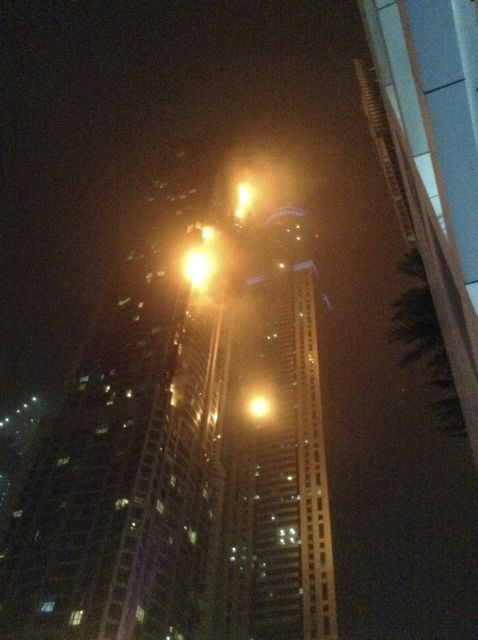 Πυρκαγιά στον ουρανοξύστη Torch Tower του Ντουμπάι