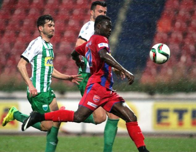 Ο… Σηφάκης λύτρωσε τον Πανιώνιο με «δώρο» γκολ στον Οικονόμου