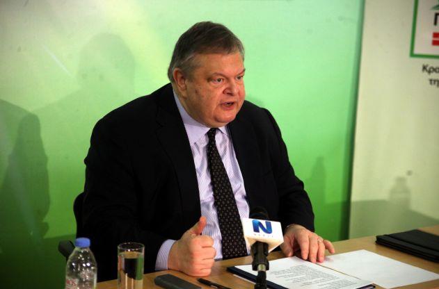 ΠΑΣΟΚ: Χειρότερο το e-mail Βαρουφάκη από εκείνο του Χαρδούβελη