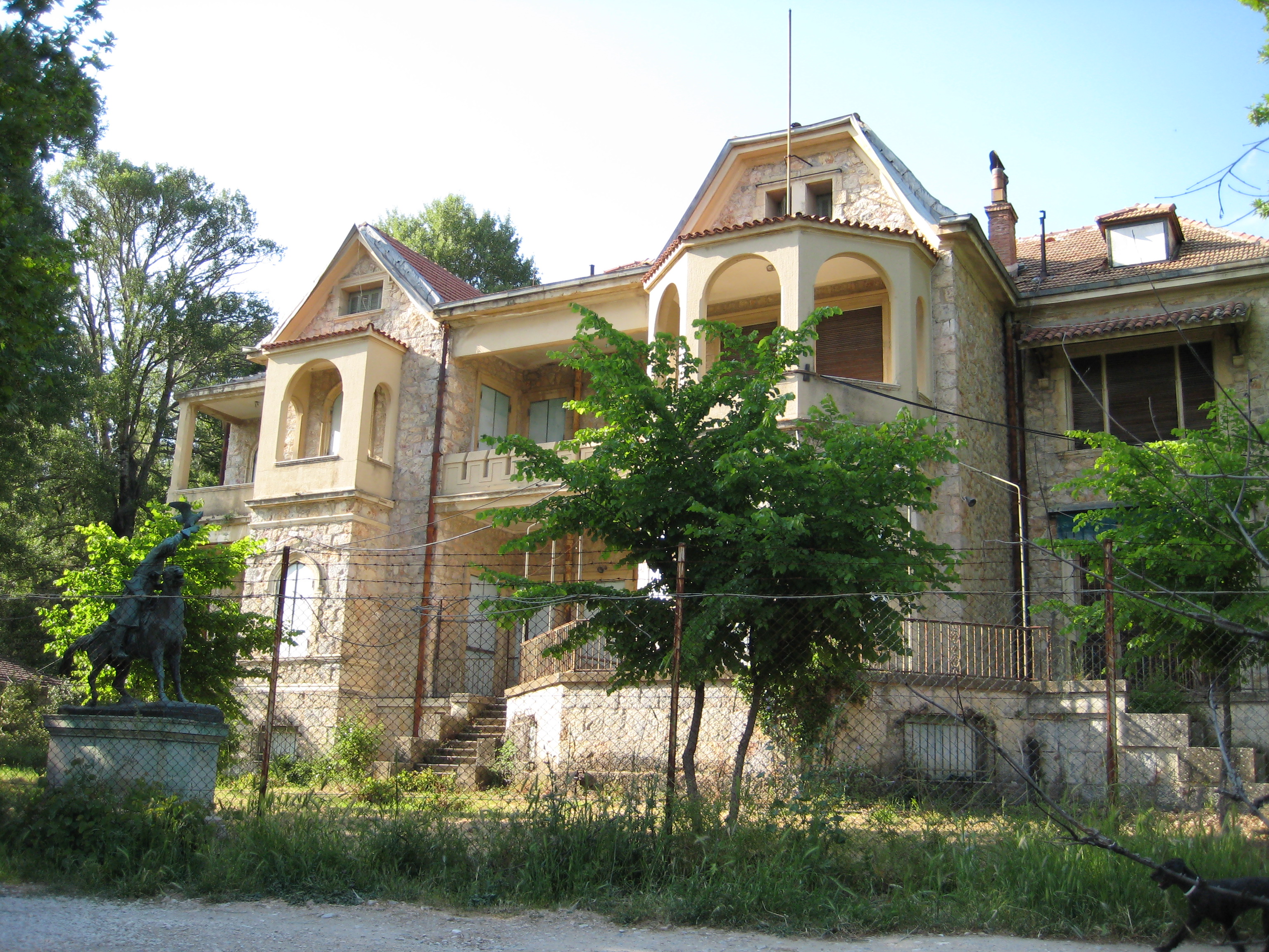 Ο διεθνούς φήμης αρχιτέκτονας Λουί Μπενέκ για την αποκατάσταση του κήπου στο Τατόι