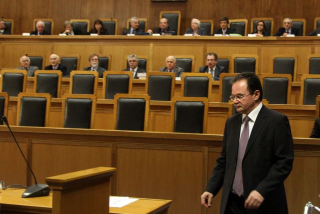 Τι κατέθεσε η διευθύντρια του γραφείου του Γ.Παπακωνσταντίνου