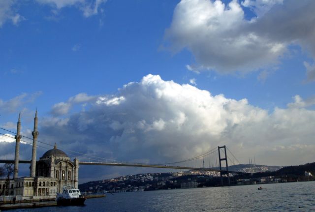 Σήραγγα κάτω από το Βόσπορο σχεδιάζει η Τουρκία