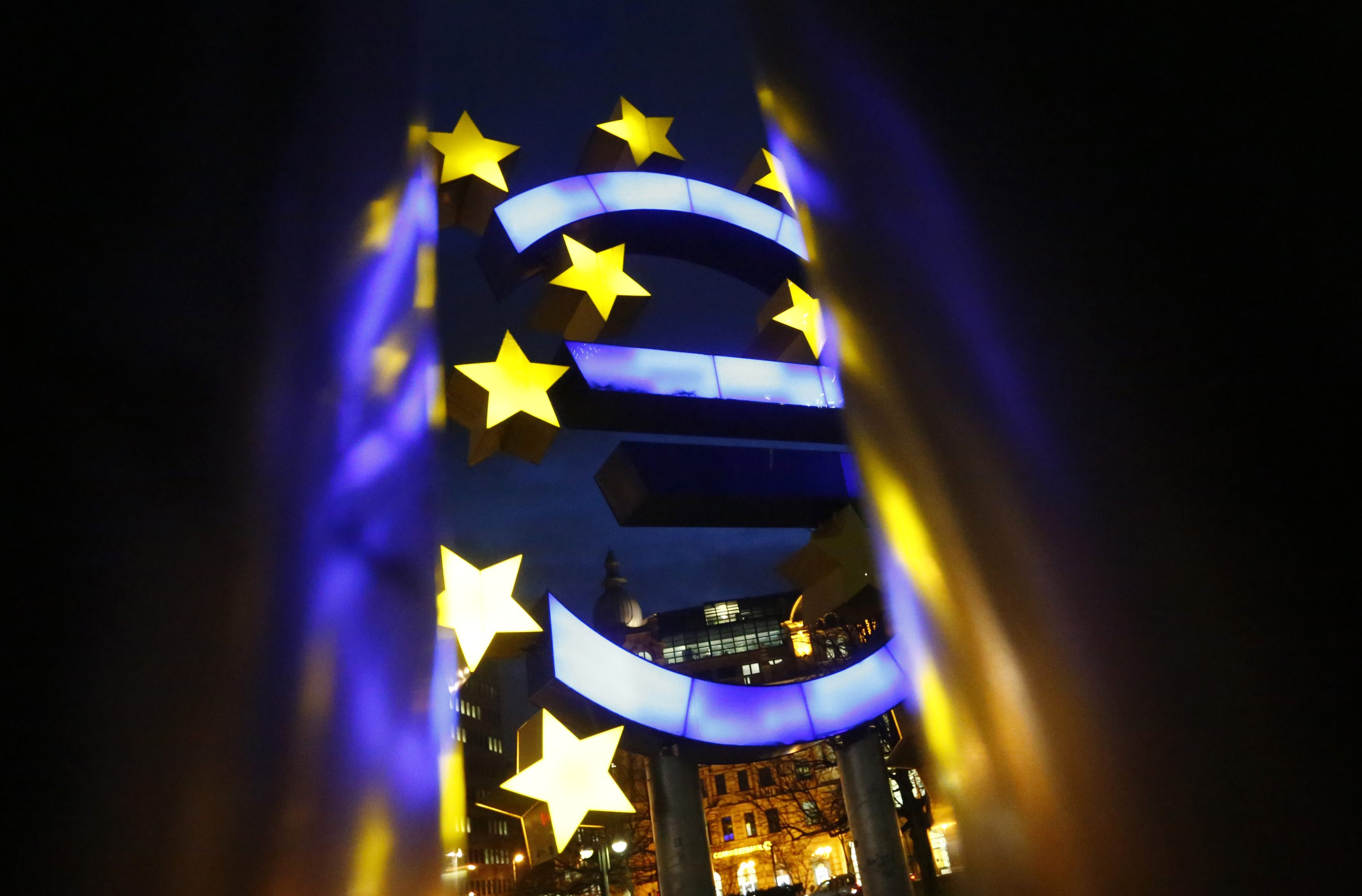 Reuters: Στην ΕΚΤ τα κλειδιά για τη χρηματοδότηση της Ελλάδας;
