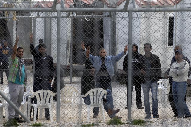 Το παρασκήνιο της έκδοσης της διαταγής για τους μετανάστες