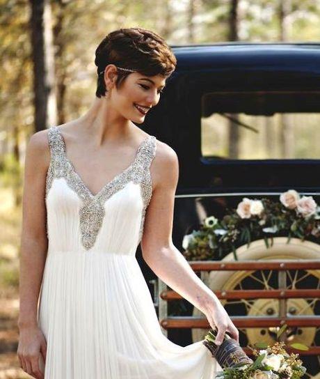 Ποια αξεσουάρ ταιριάζουν στη νύφη με κοντά μαλλιά;