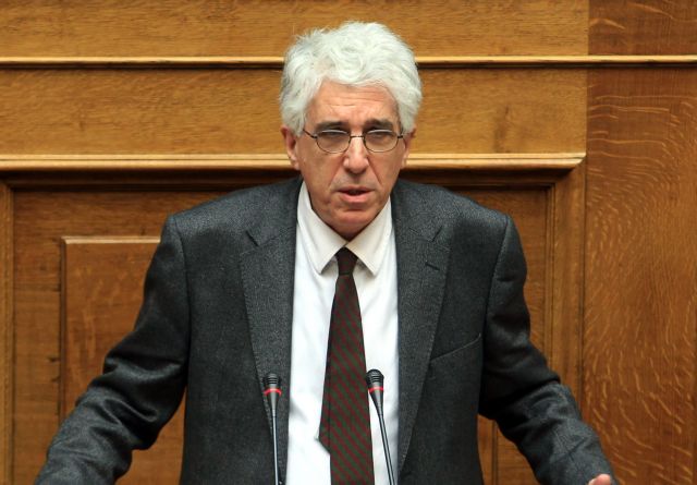 Θεοδωράκης κατά υπουργού Δικαιοσύνης για τα περί γερμανικών κατασχέσεων