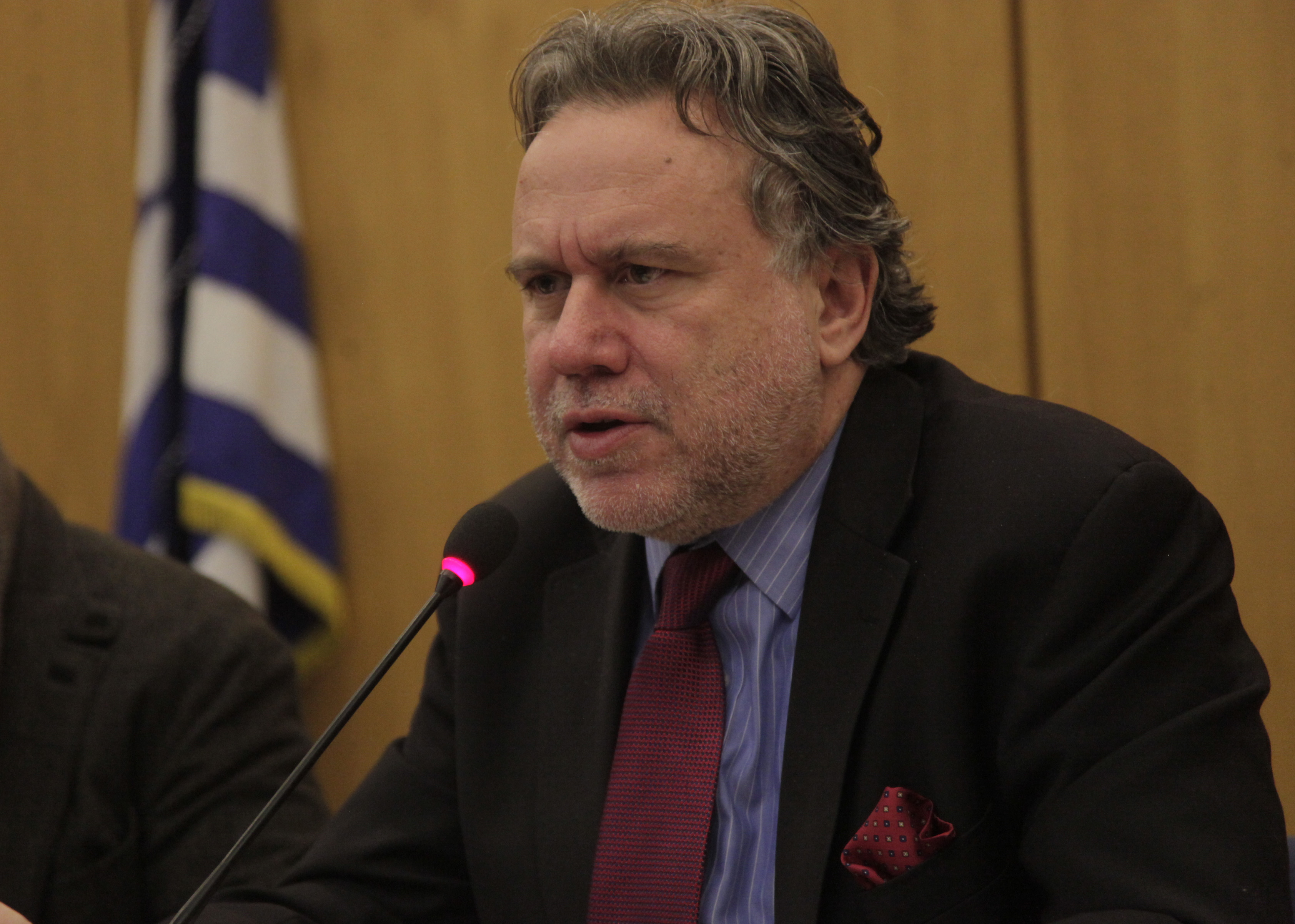 Εγκύκλιος για την επαναπρόσληψη απολυμένων του Δημοσίου