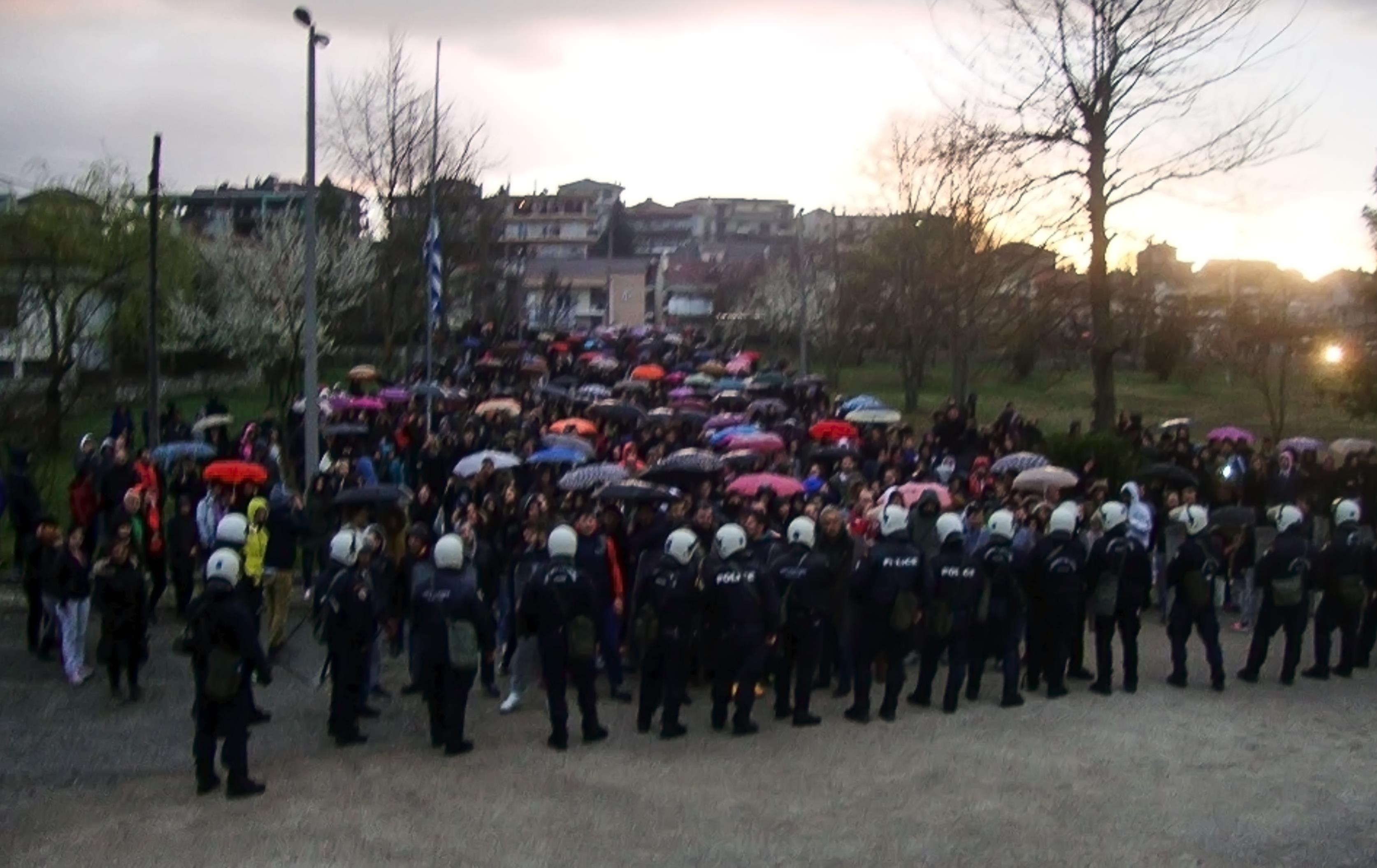 Εισβολή διαδηλωτών στην Γαλακτοκομική Σχολή Ιωαννίνων