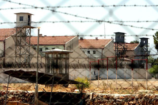 Τουρκία: Βαρυποινίτης σκότωσε τη γυναίκα του μέσα στη φυλακή