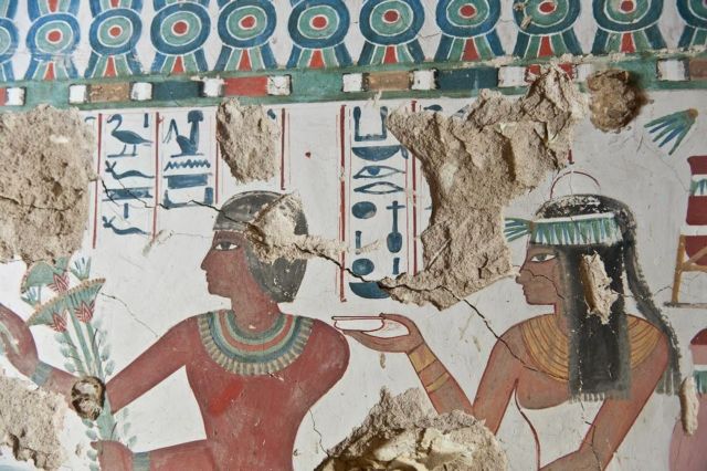 Αίγυπτος: Ολοζώντανες τοιχογραφίες σε αρχαίο τάφο στο Λούξορ