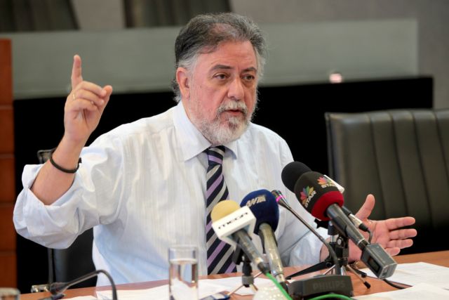 Πανούσης: «Η χώρα δεν αντέχει άλλους μετανάστες»