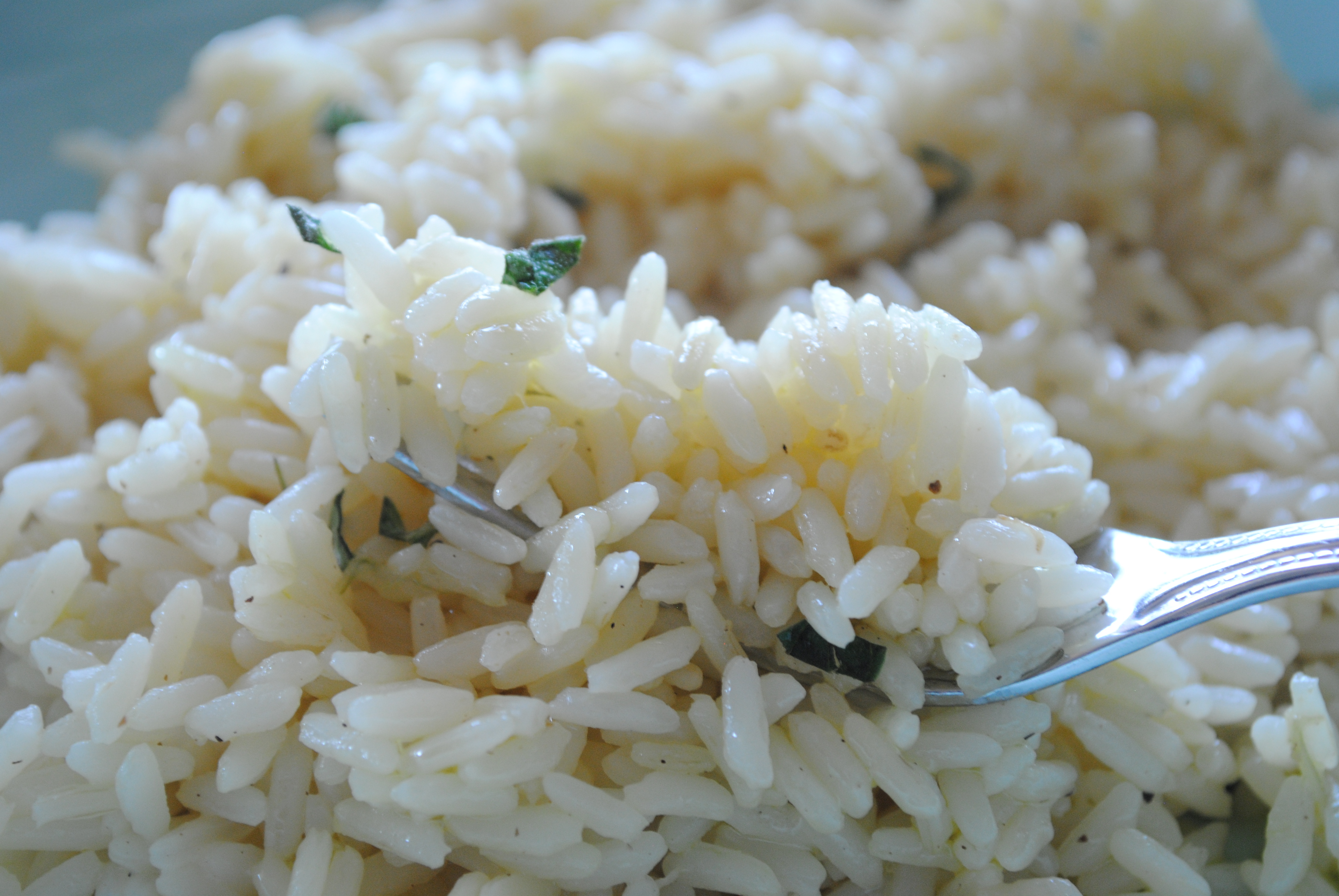 Πως να μαγειρέψετε το ρύζι για να γλιτώσετε θερμίδες