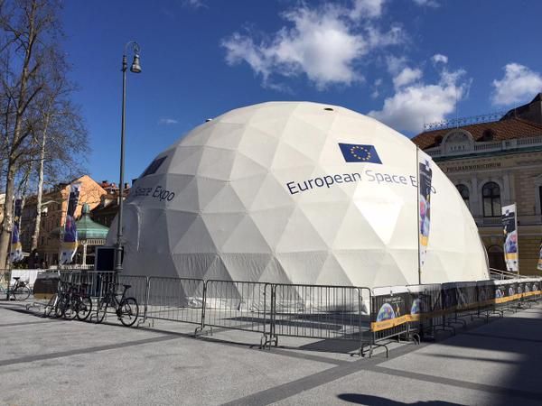 Η τεχνολογία από το Διάστημα σε λευκό θόλο στο Σύνταγμα