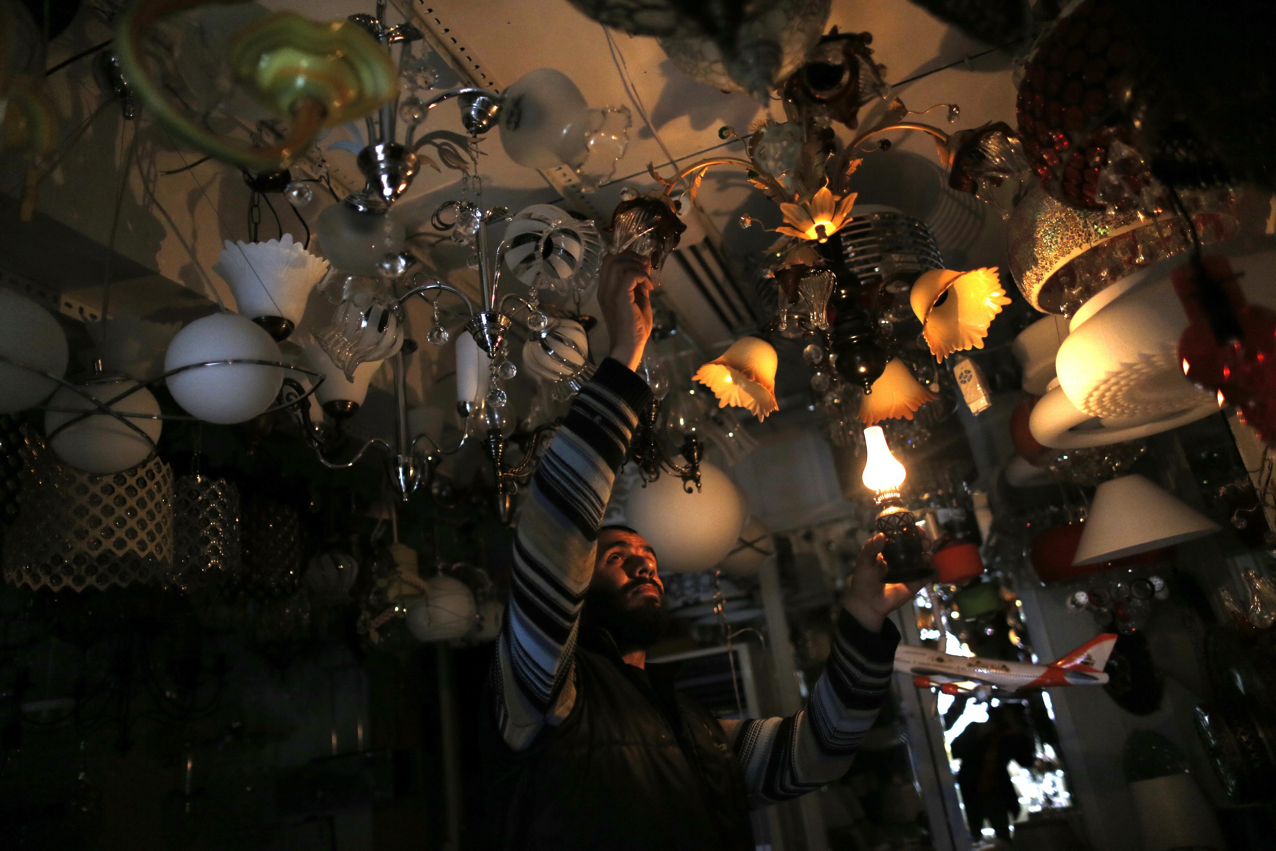 Εφιάλτης διαρκείας το εθνικό μπλακ-άουτ στην Τουρκία