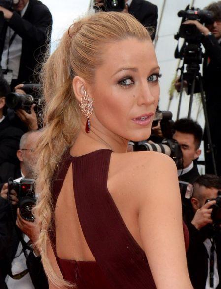 Κομψές κοτσίδες για την άνοιξη