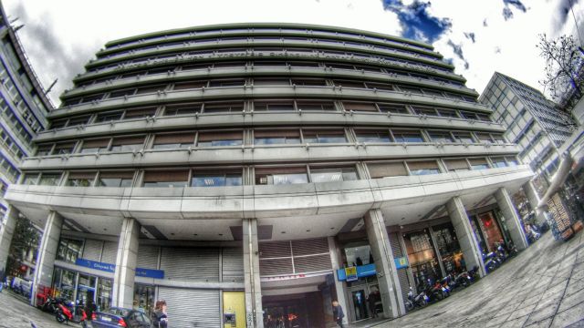 Διαψεύδει το ΥΠΟΙΚ το Spiegel για ανάκληση στελεχών ΔΝΤ