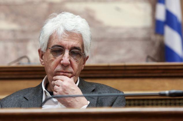 Ν.Παρασκευόπουλος: Υπάρχει άνθρωπος κάτω από την κουκούλα