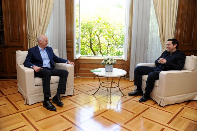 Παπανδρέου: Να μείνει η Ελλάδα όρθια, στον σκληρό πυρήνα της Ευρώπης