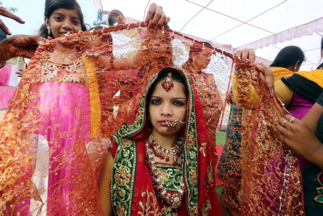 «Δεν θέλω να παντρευτώ»: Δεκατριάχρονη Ινδή ζητά βοήθεια