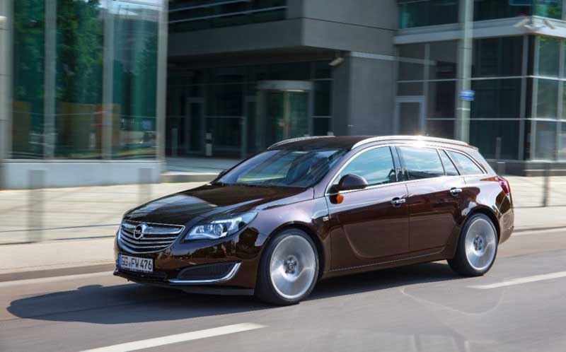 Ανάκληση για 204 Opel Insignia Sports Tourer στην ελληνική αγορά