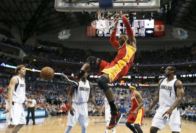 Ρόκετς και Ουίζαρντς έκαναν το 3-0 στις νίκες και οι Σπερς το 2-1