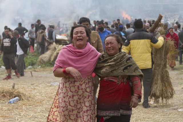 Νεπάλ: Πάνω από 2.500 οι νεκροί από τον ισχυρό σεισμό