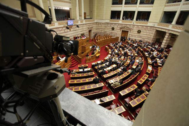 Στοιχεία για το Κανάλι της Βουλής ζητά ο Γιώργος Αμυράς