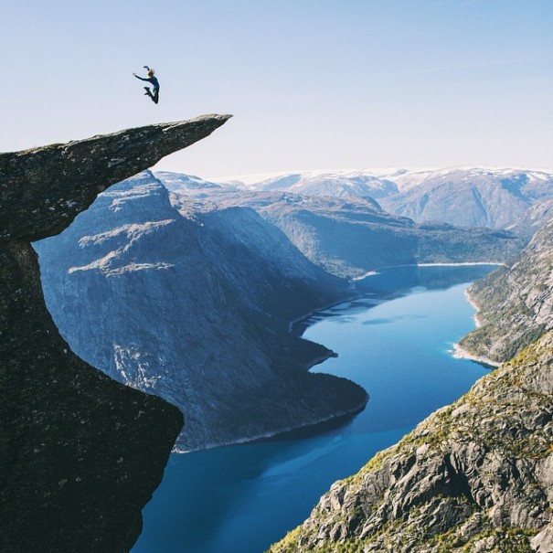 Αυτό το ζευγάρι βγάζει τις πιο συγκλονιστικές φωτογραφίες, ταξιδεύοντας