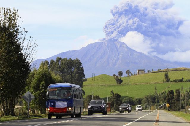 Τρίτη έκρηξη για το ηφαίστειο Καλμπούκο στην Χιλή