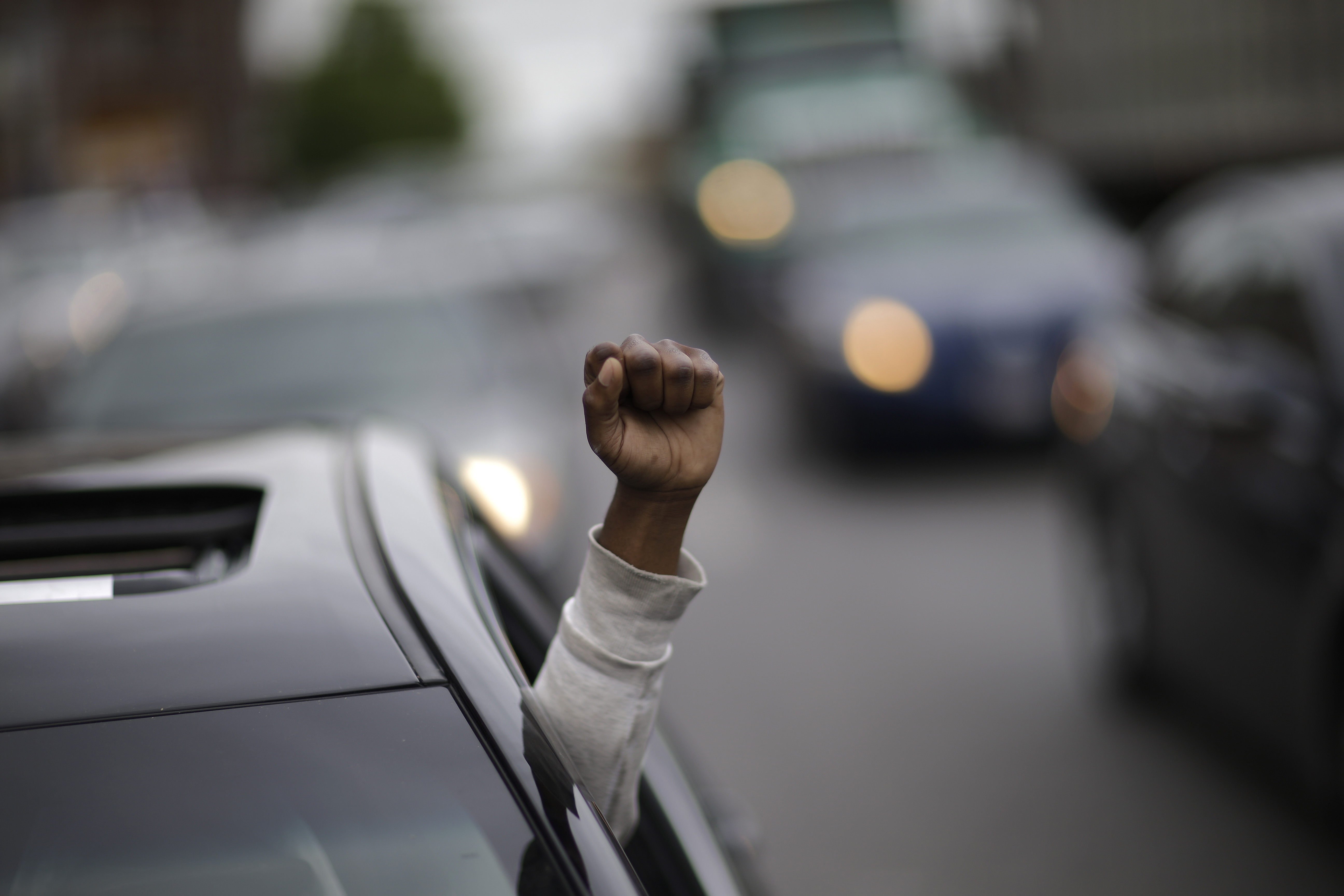 Διώξεις σε βάρος έξι αστυνομικών για τον θάνατο του Γκρέι στη Βαλτιμόρη