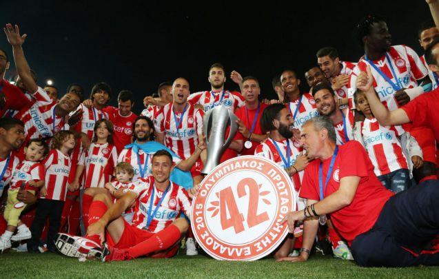 Η «φιέστα» του Ολυμπιακού για την κατάκτηση του 42ου πρωταθλήματος