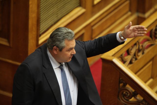 Στην αντεπίθεση ο Καμμένος για τον εκσυγχρονισμό των αεροσκαφών του ΠΝ