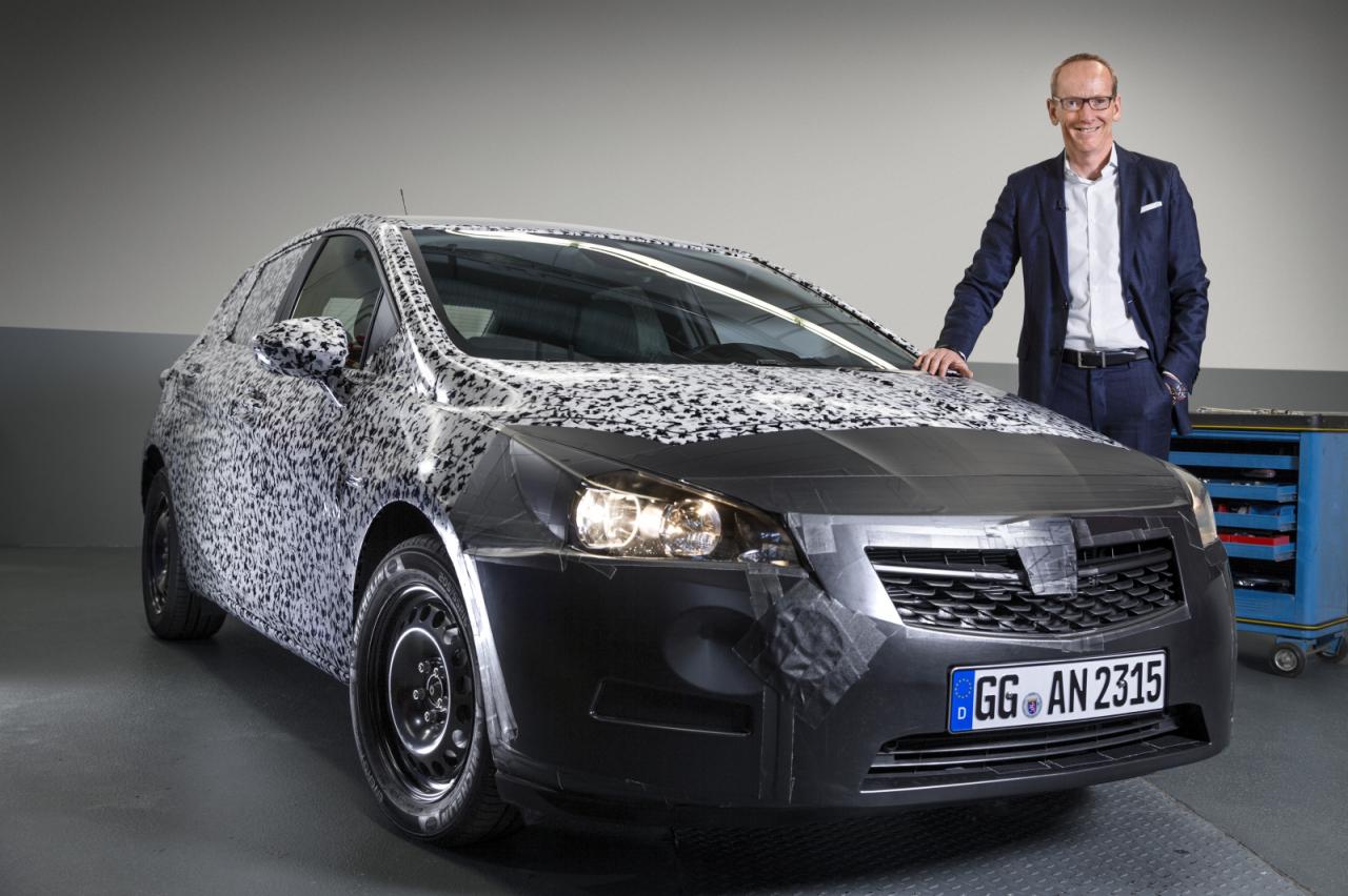 Opel Astra 2016: Πρώτη γεύση και η συνέχεια... στην Φρανκφούρτη