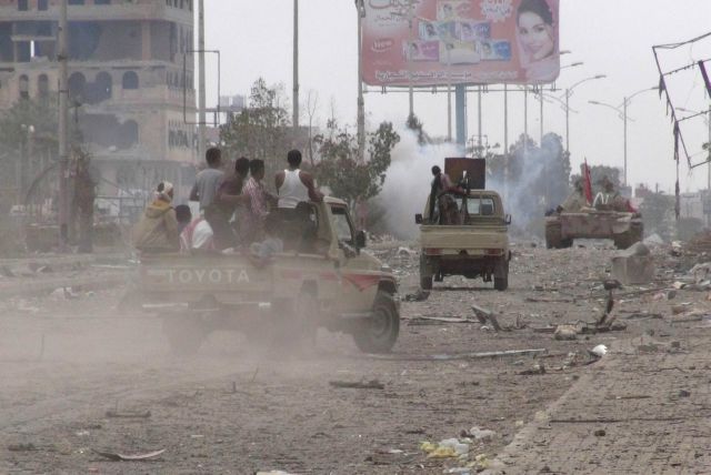 Υεμένη: Στόχος βομβαρδισμών το διεθνές αεροδρόμιο στη Σαναά