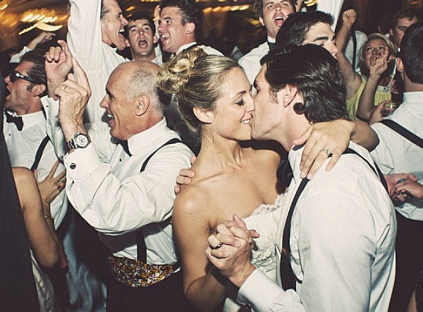 Πώς να γεμίσετε την πίστα και να διατηρήσετε τo κέφι όλο το βράδυ