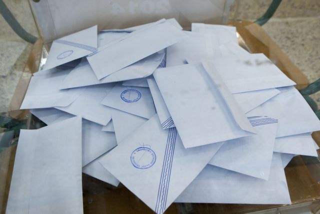 Στο 21% το προβάδισμα του ΣΥΡΙΖΑ σύμφωνα με δημοσκόπηση