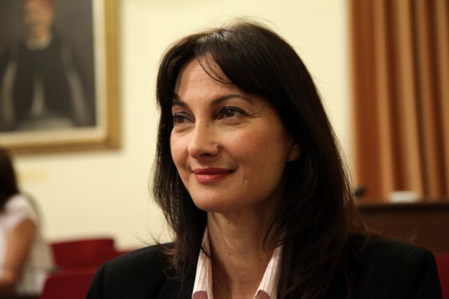 Κουντουρά για ΦΠΑ: Καμία αλλαγή στον τουρισμό έως τον Οκτώβριο