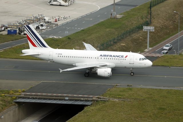 Φάρσα αποδείχθηκε απειλητικό τηλεφώνημα για αεροσκάφος της Air France