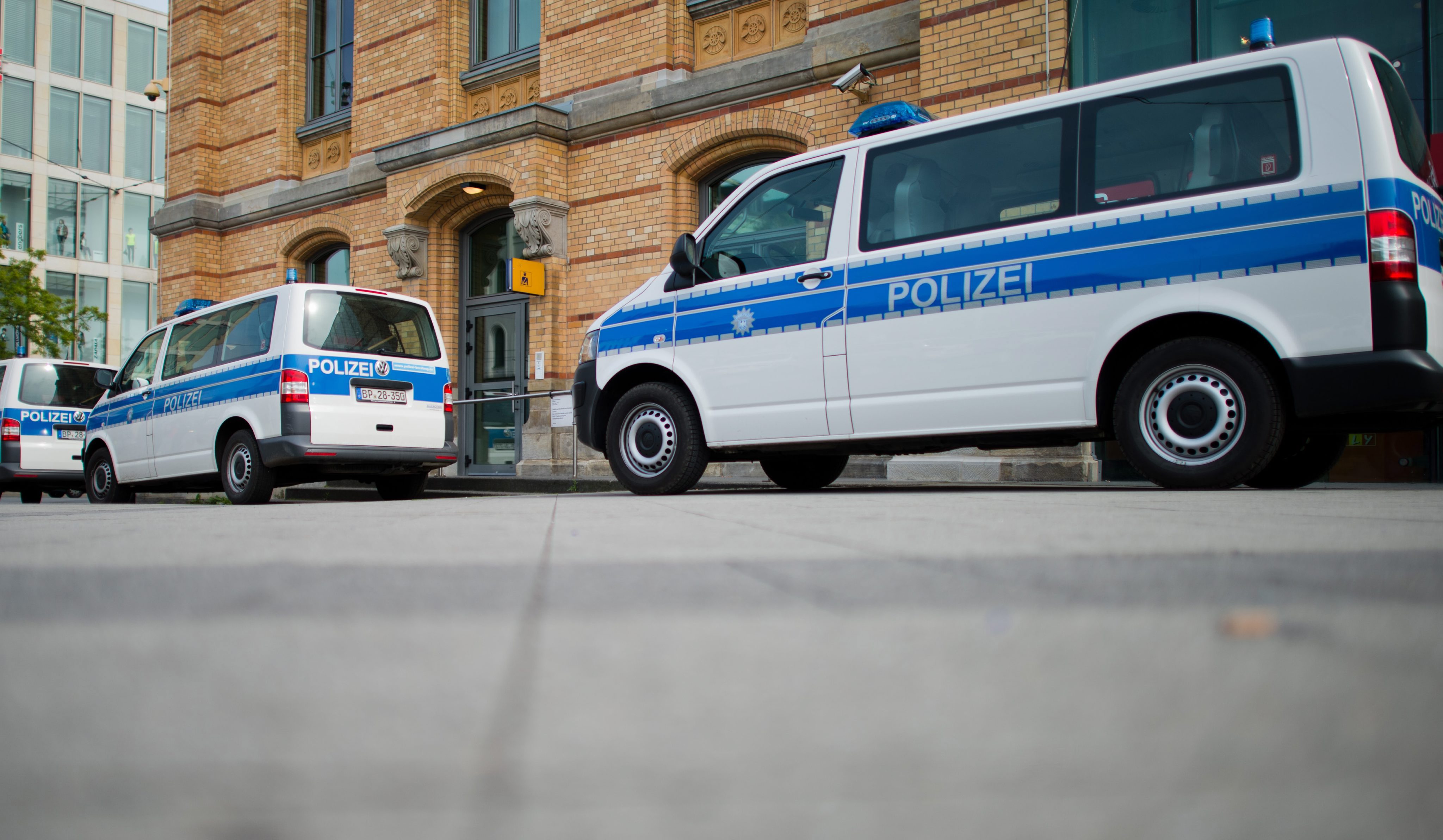 Φαινόμενα «Αμπού Γκράιμπ» μέσα σε αστυνομικό τμήμα στο Ανόβερο