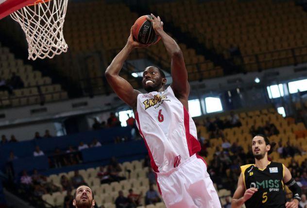 Ο Ολυμπιακός συνέτριψε τον Άρη και απέχει μια νίκη από τους τελικούς