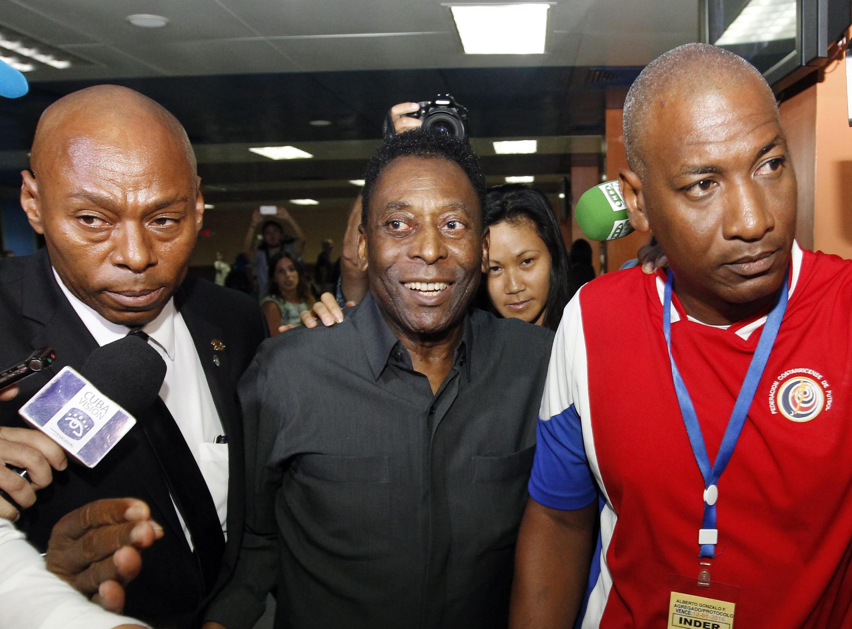 «Τέλεια η επανεκλογή του Μπλάτερ», σύμφωνα με τον Πελέ