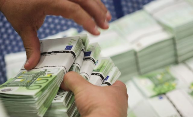 Η Βιέννη έχει εισπράξει από την Ελλάδα πάνω από 100 εκατ. ευρώ σε τόκους