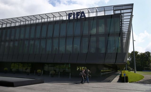 Η FIFA διαψεύδει την εμπλοκή του Βάλκε στη μεταβίβαση των 10 εκατ. δολαρίων